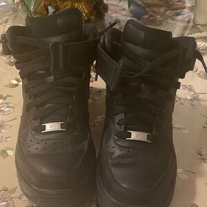 Black High-Top Men's Sneakers